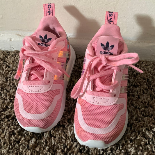 Adidas mesh little girls sneakers