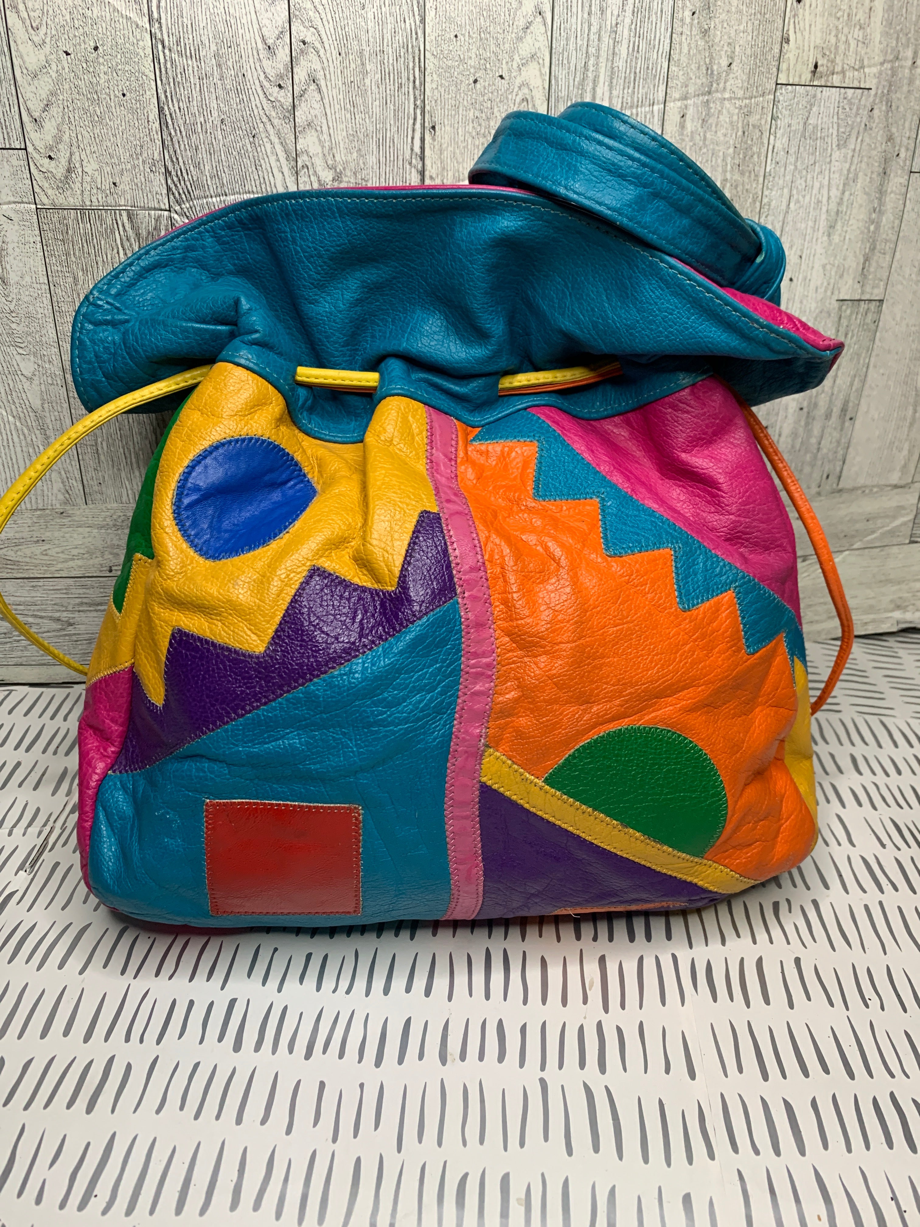 Vintage multicolored bucket bag