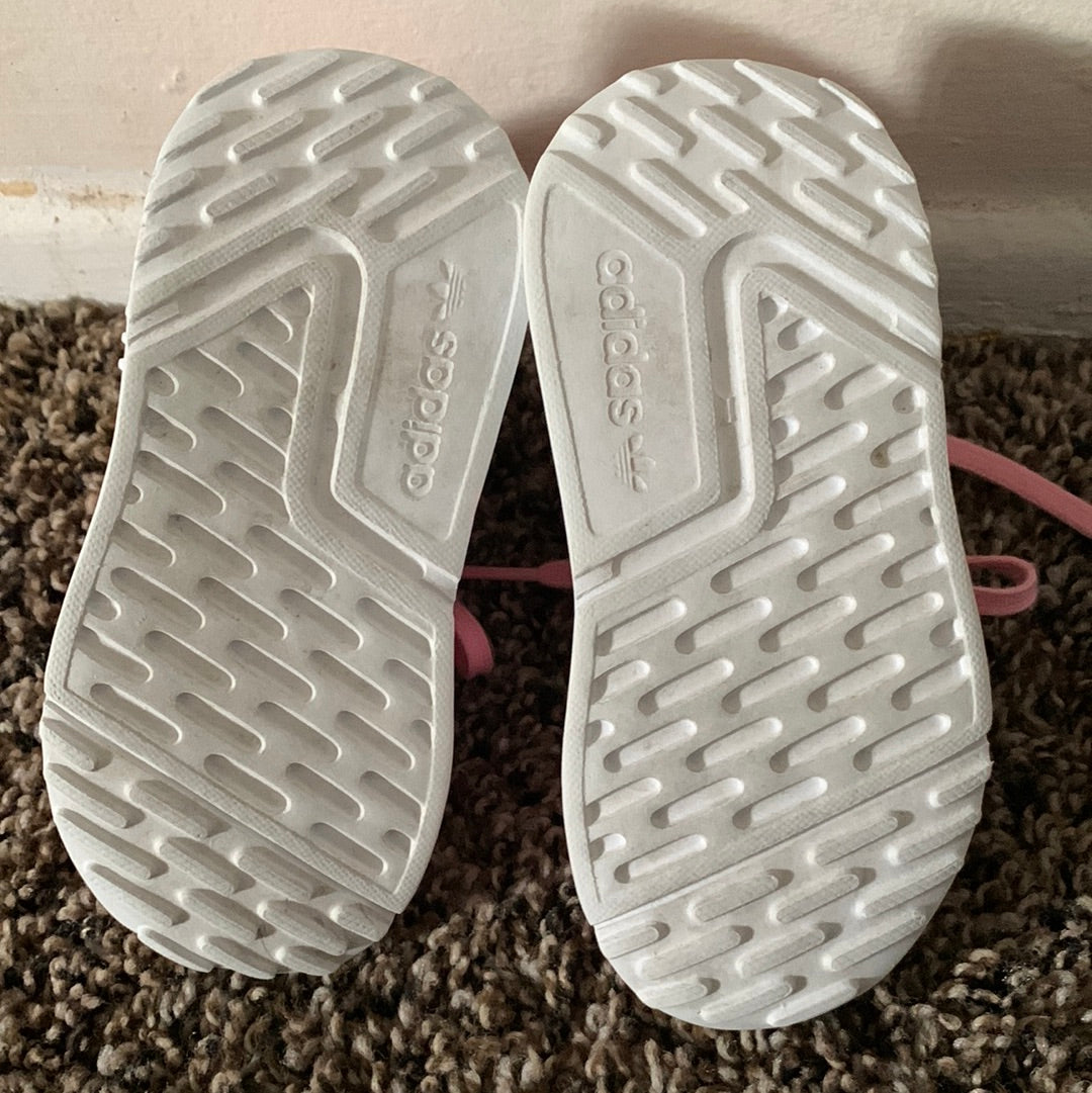 Adidas mesh little girls sneakers