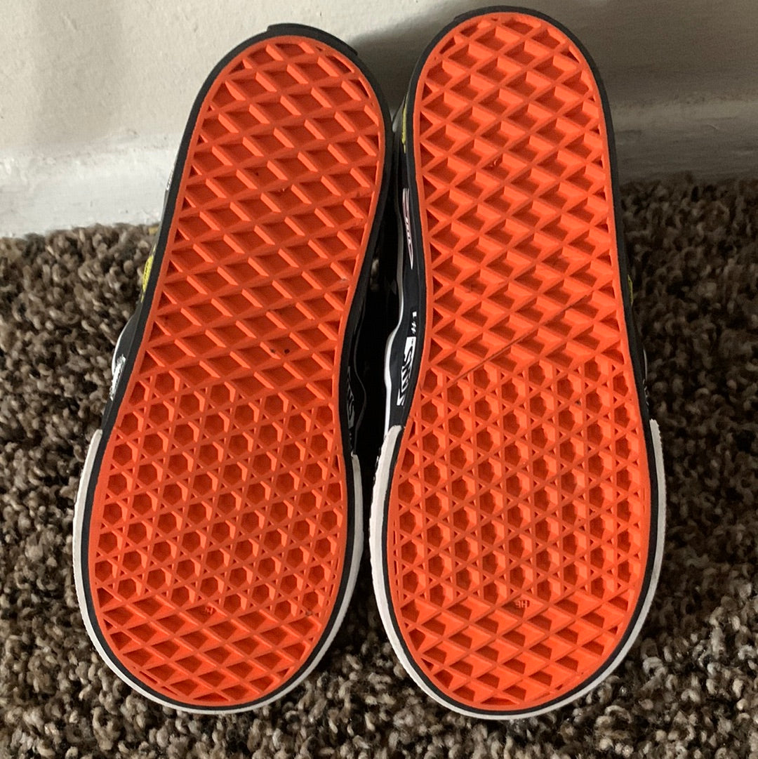Vans Asher Racer slide on sneaker