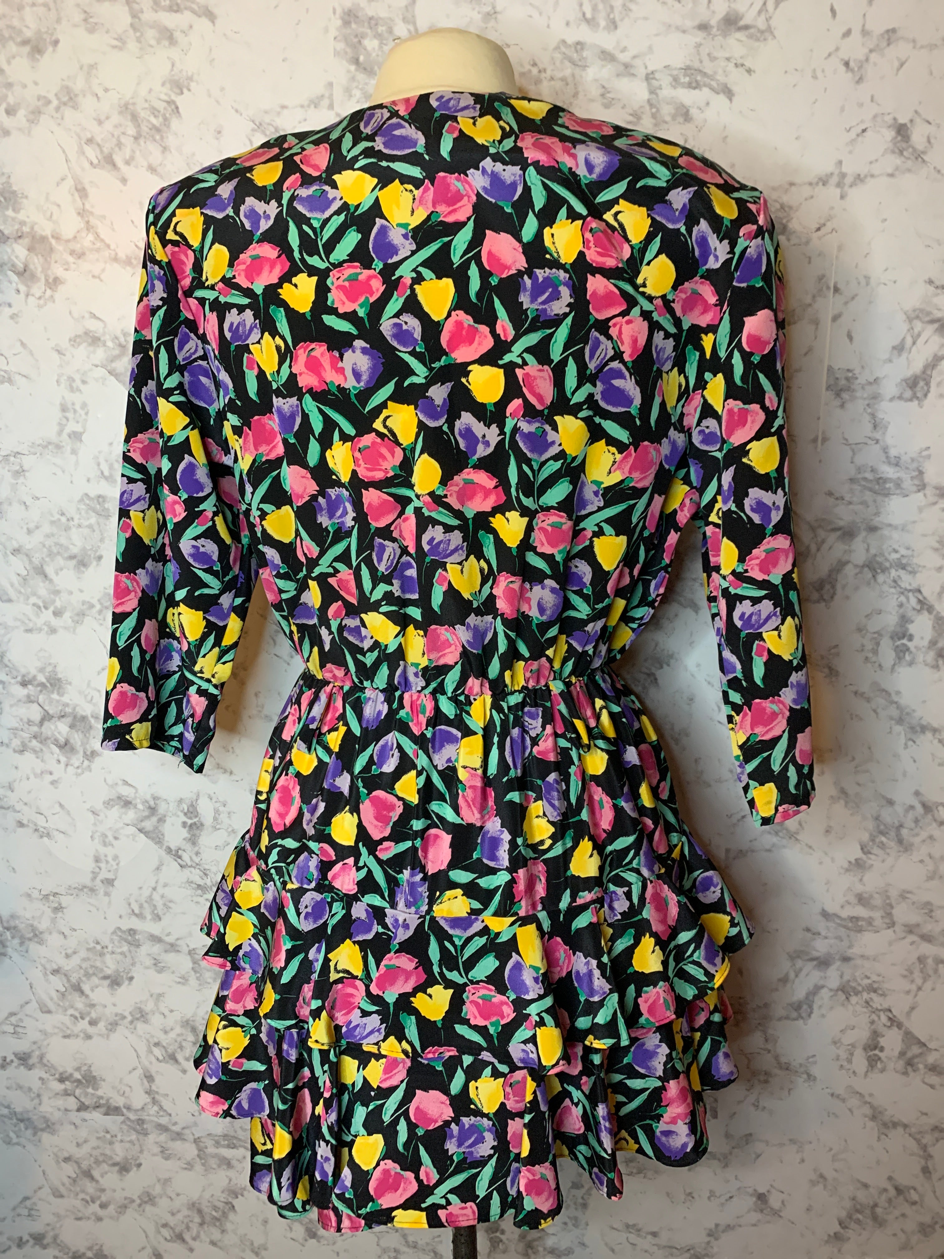 Vintage 70s floral dress