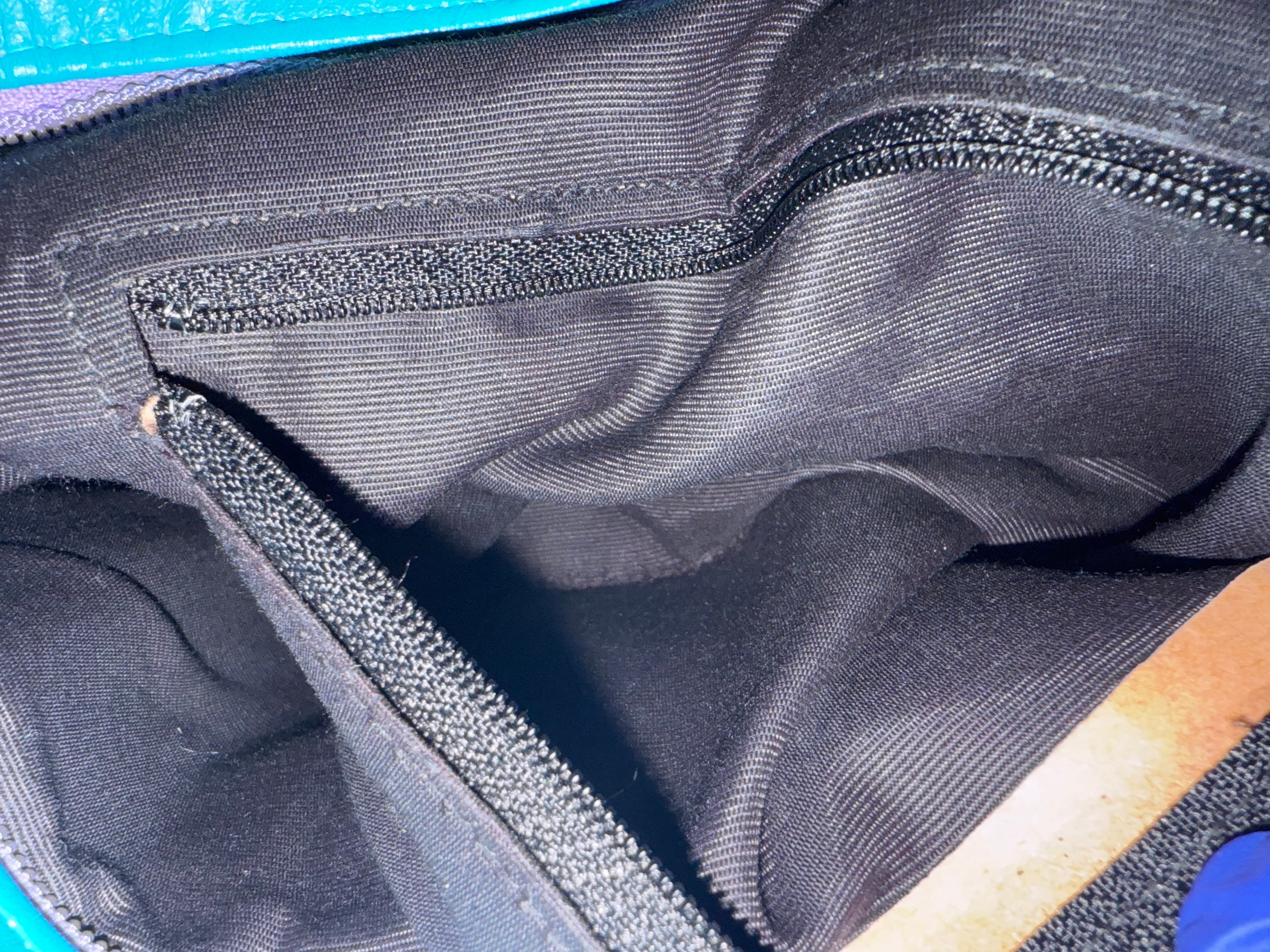 Vintage multicolored crossbody bag