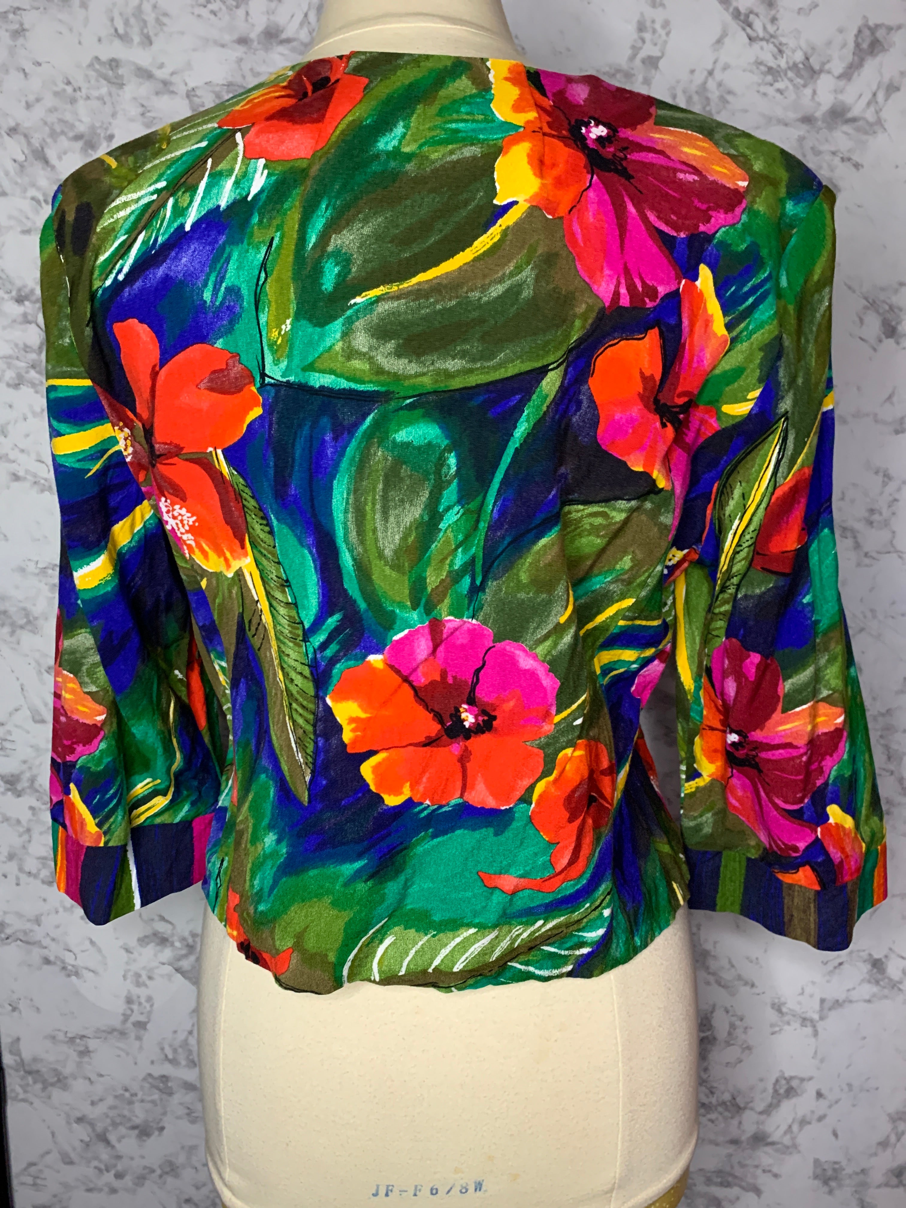 Vintage Floral cropped  blazer