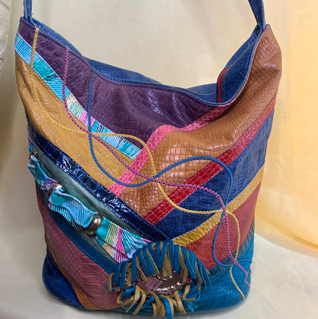 Vintage bucket bag